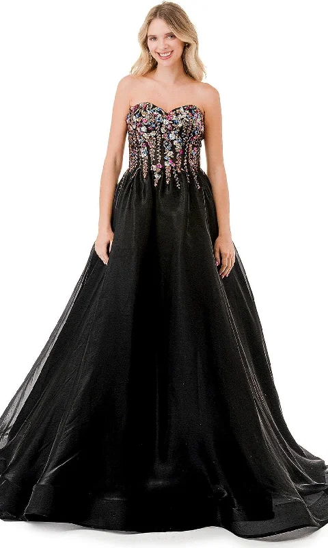 Formal Dress for Urban ThemesTrevi Collection L2855K - Beaded Sweetheart Neck Ballgown