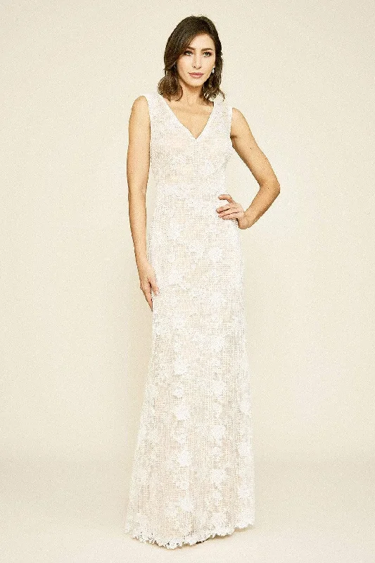 Formal Dress for Bohemian ThemesTadashi Shoji - Windsor Sleeveless V-neck Lace Gown