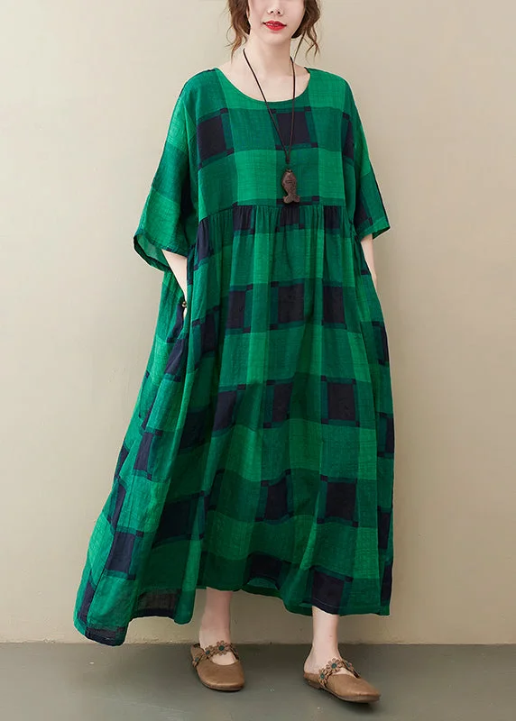 maxi dresses with A-line silhouettesPlus Size Green Plaid O-Neck Pockets wrinkled Long Dresses Half Sleeve